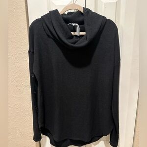 NWT Three Dots USA lS Funnel Neck Tunic Black Ribbed Sleeves Button ,size Large